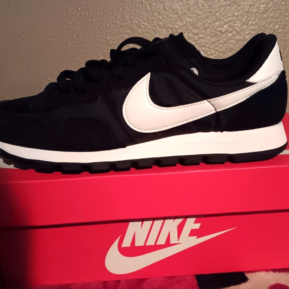 Nike Air Pegasus 83